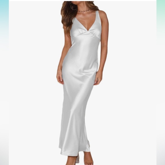 Elegant Satin Full Length Dress - Picture 1 of 5